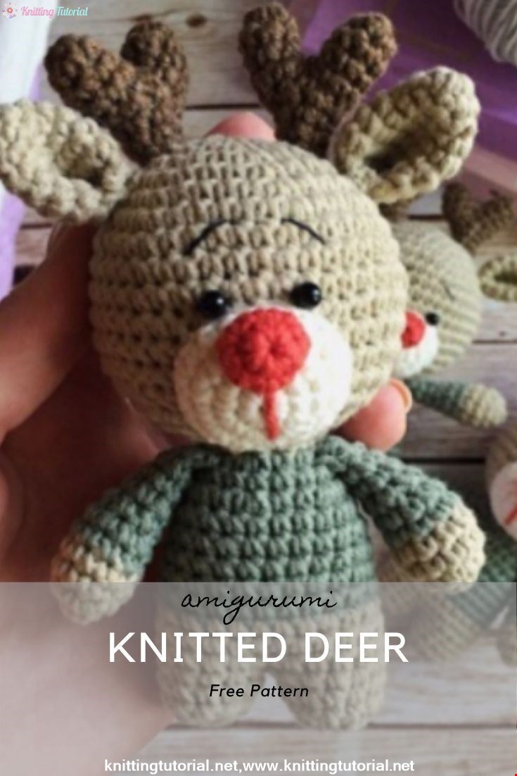 Knitted Deer